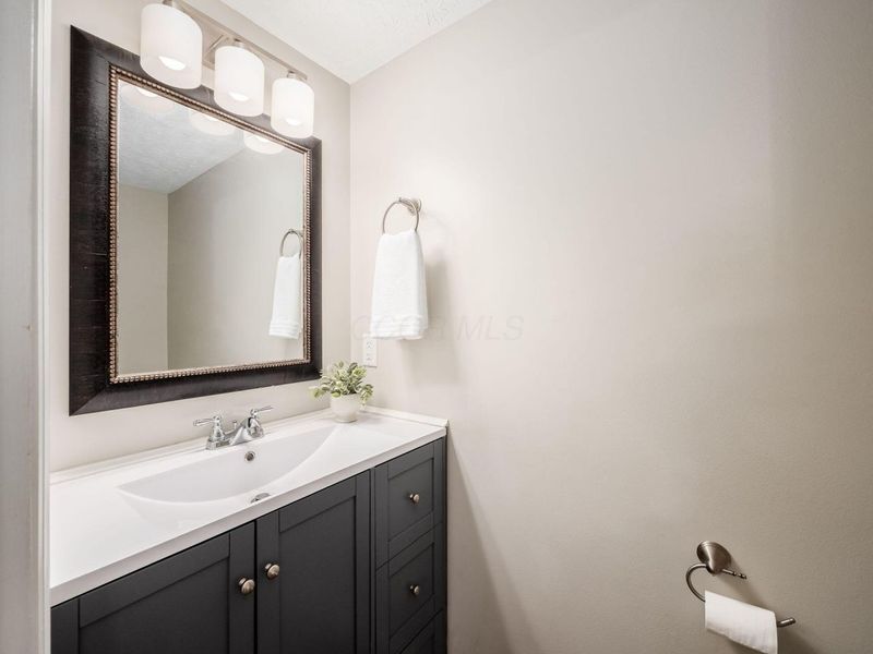 2000 Dina Court, Powell, OH 43065 Photo 16