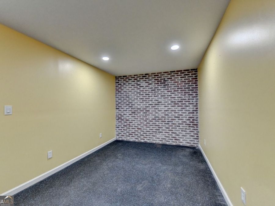 Property Image 85