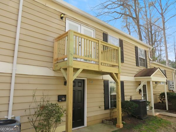 1336 Surrey Lane SW, Marietta, GA 30008