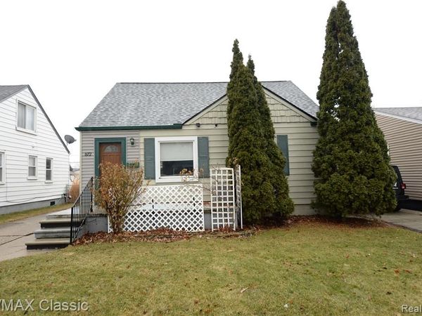 872 E Rowland Avenue, Madison Heights, MI 48071