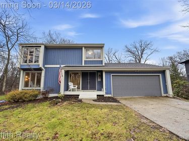 1172 Buckingham Road, Meridian Twp, MI 48840