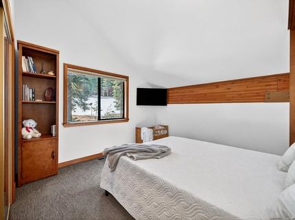 14165 Copenhagen Drive, Truckee, CA 96161 Photo