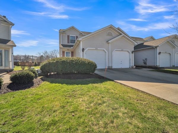 34955 Northview Circle , North Ridgeville, OH 44039