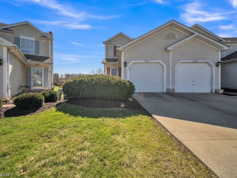 34955 Northview Circle , North Ridgeville, OH 44039 Photo 2