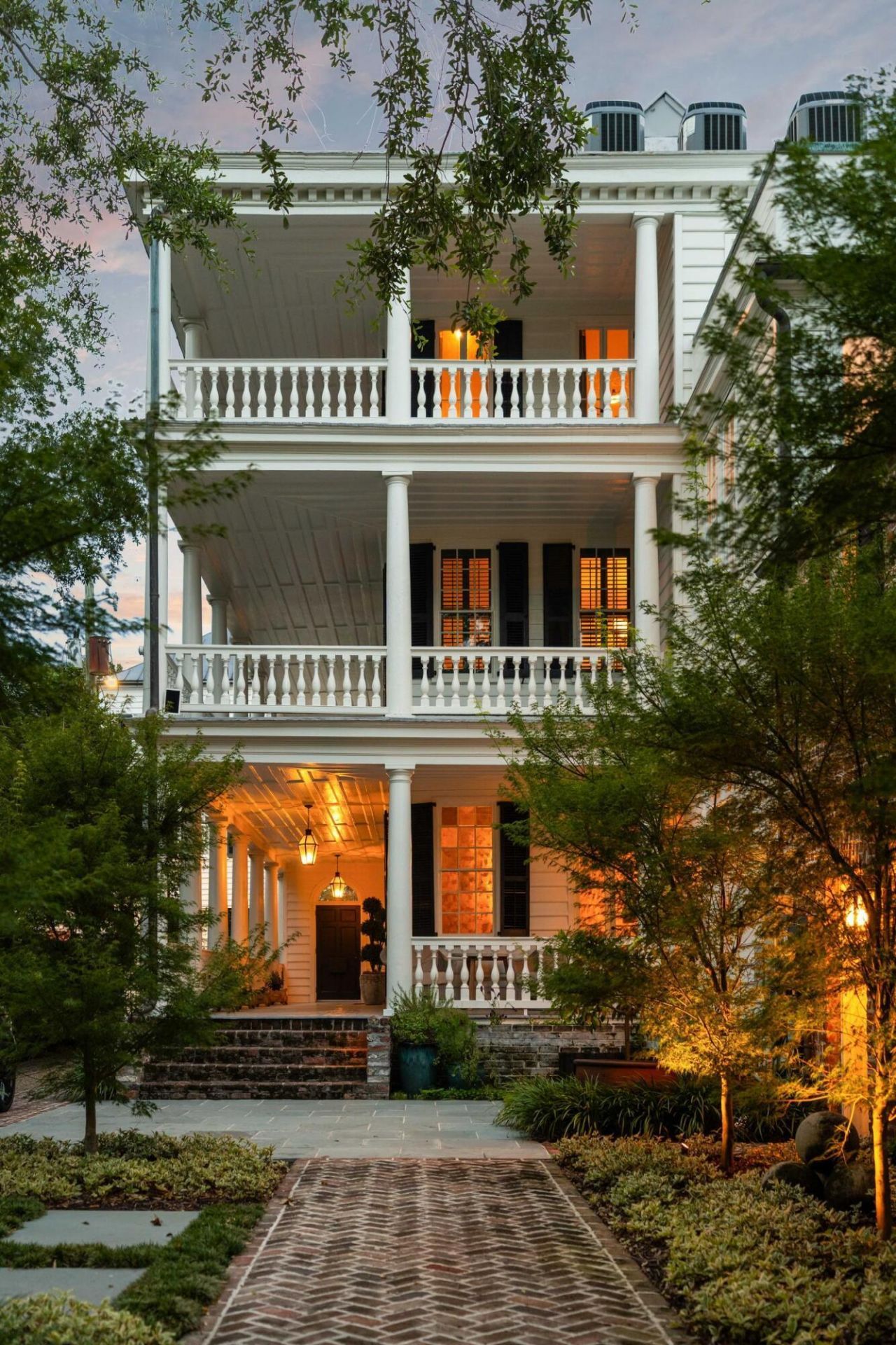 125 Tradd Street Photo 101