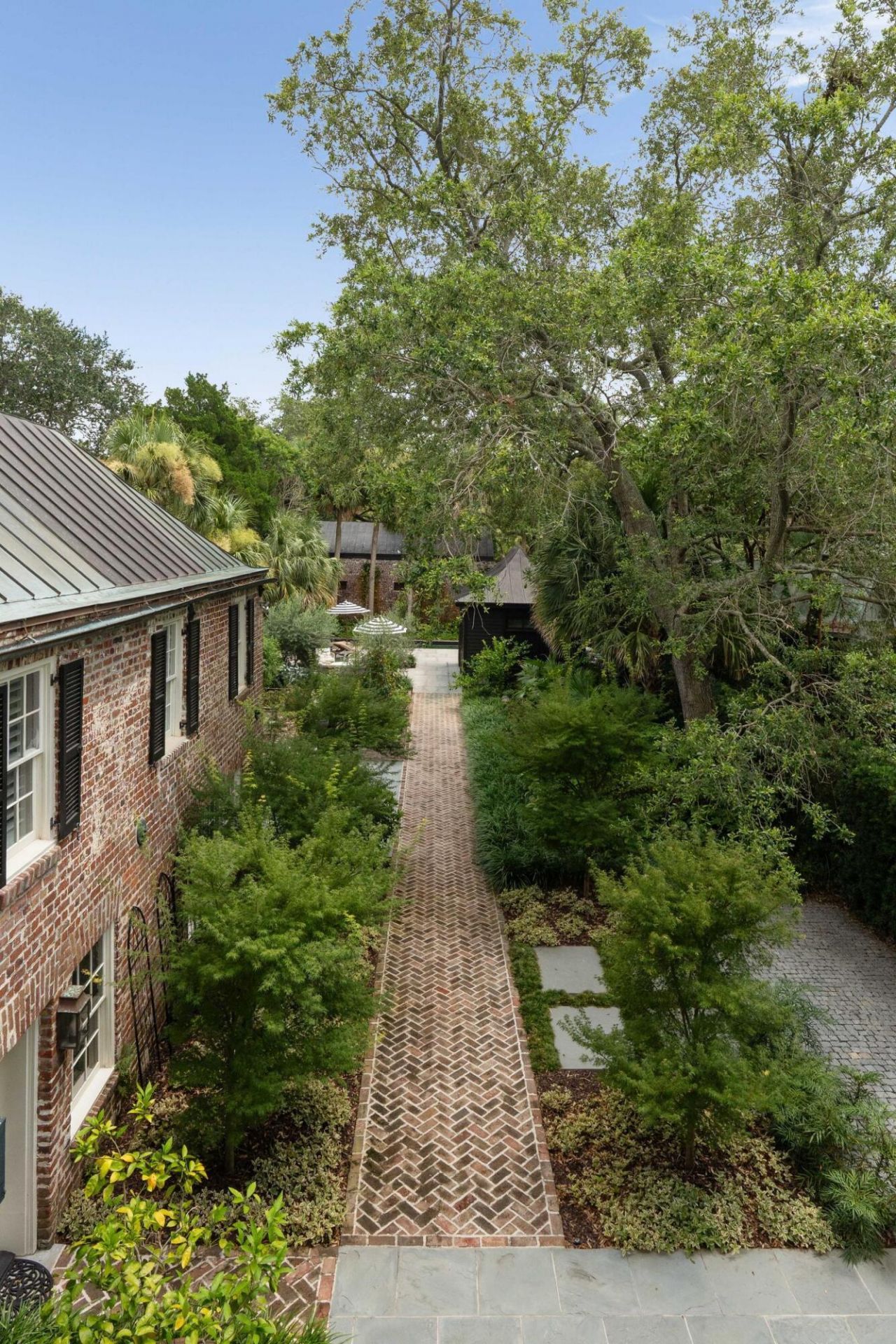 125 Tradd Street Photo 64