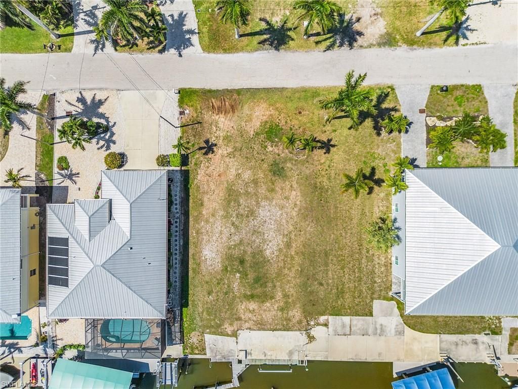 2224 Date St , Saint James City, FL 33956 Photo