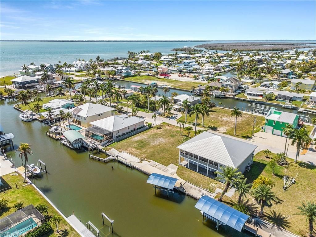 2224 Date St , Saint James City, FL 33956 Photo