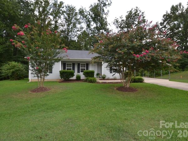 112 Dundee Court, Maiden, NC 28650