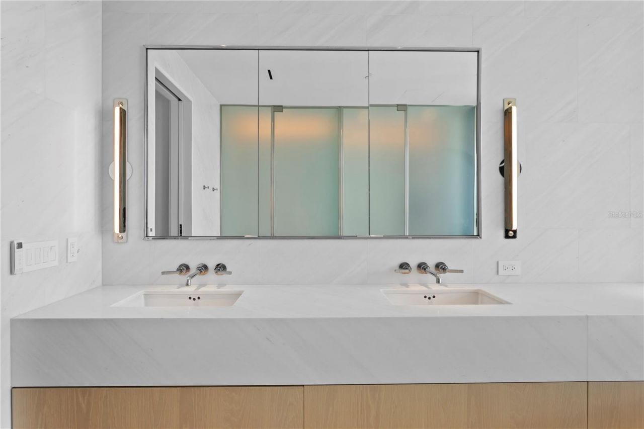1000 Water Street, Unit 1201, Tampa, FL 33602 Photo