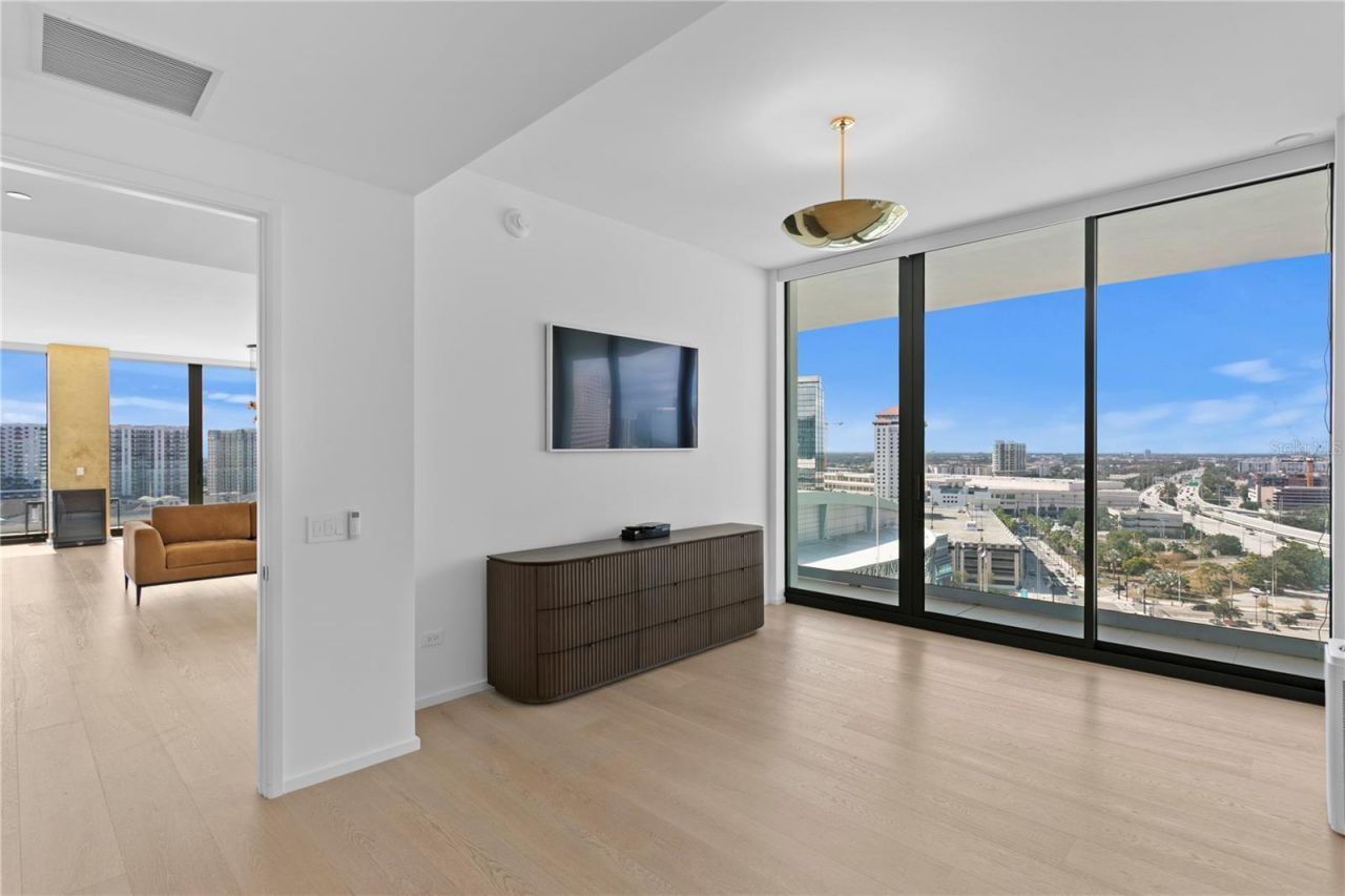 1000 Water Street, Unit 1201, Tampa, FL 33602 Photo
