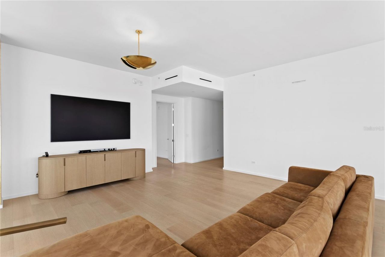 1000 Water Street, Unit 1201, Tampa, FL 33602 Photo