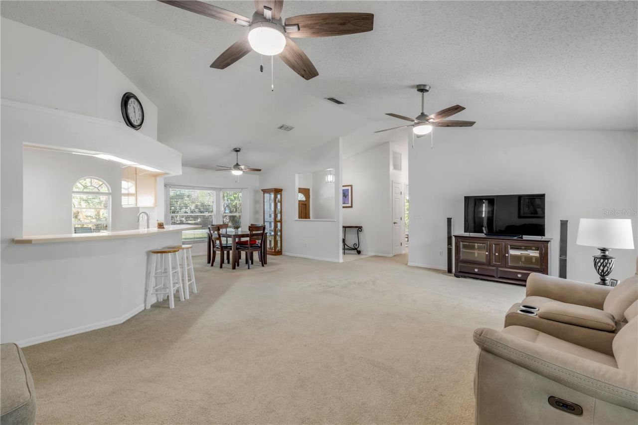 451 Palm Drive, New Smyrna Beach, FL 32168 Photo
