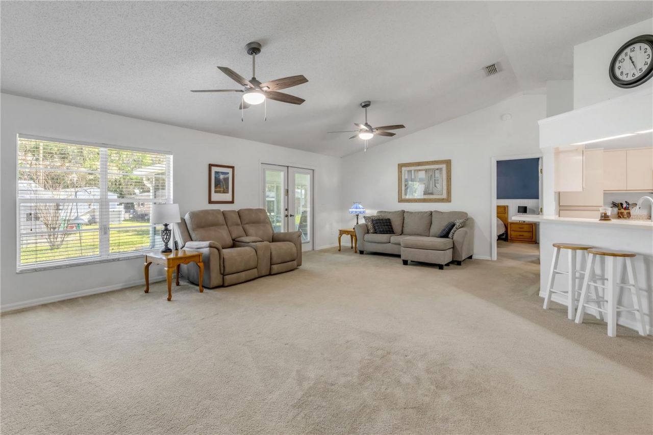 451 Palm Drive, New Smyrna Beach, FL 32168 Photo
