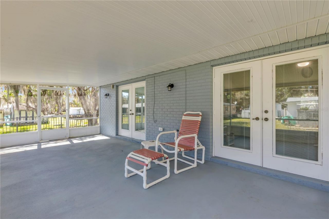451 Palm Drive, New Smyrna Beach, FL 32168 Photo