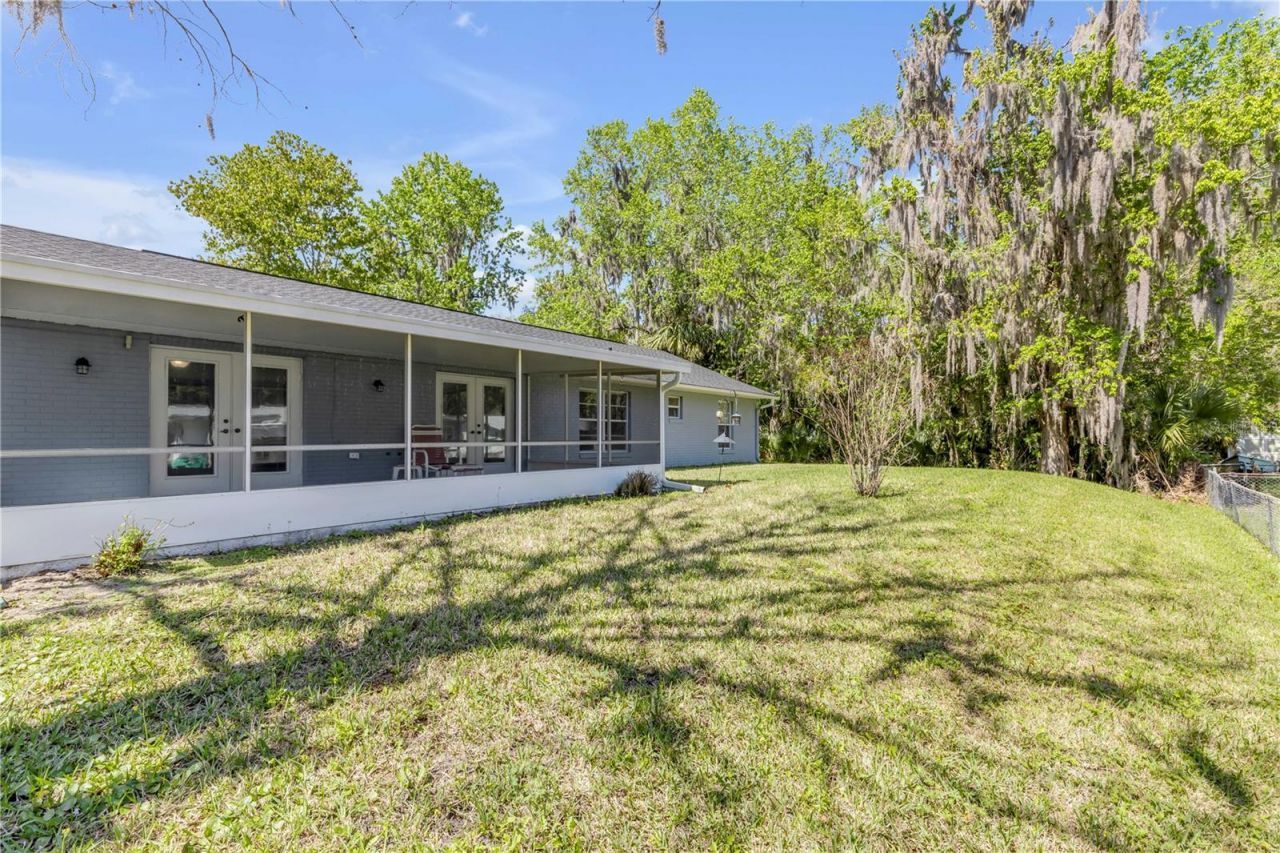 451 Palm Drive, New Smyrna Beach, FL 32168 Photo