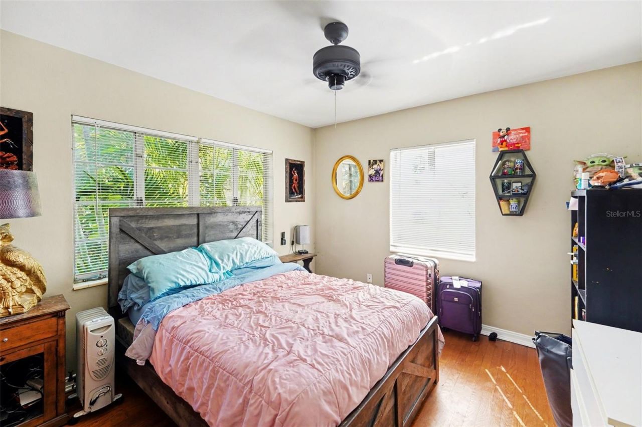 1228 15th Street N, Saint Petersburg, FL 33705 Photo