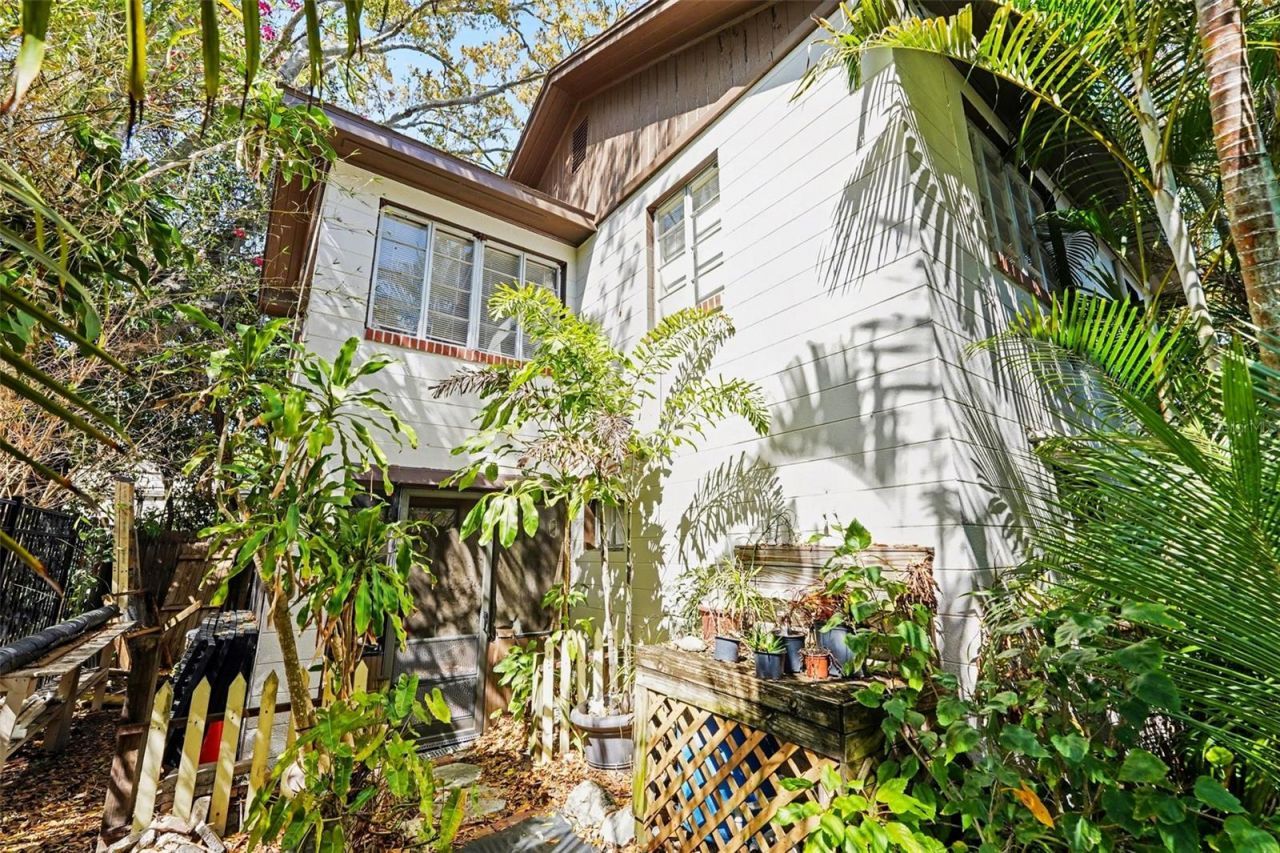 1228 15th Street N, Saint Petersburg, FL 33705 Photo