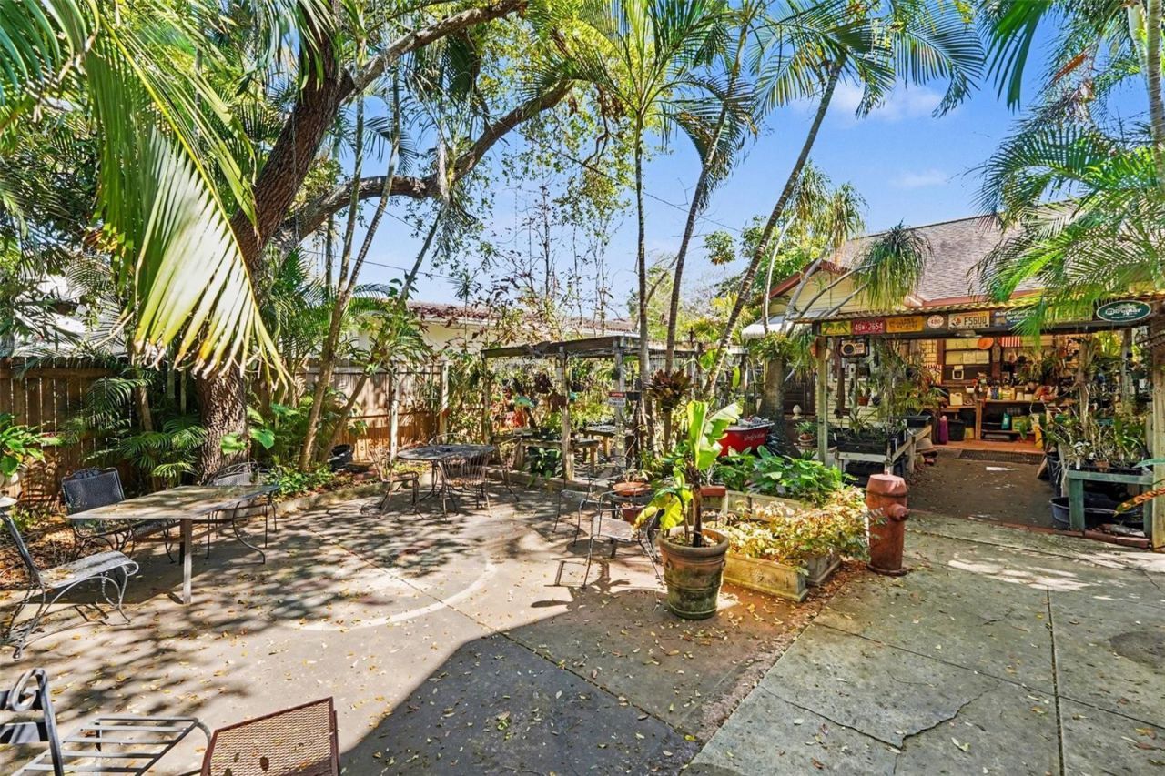 1228 15th Street N, Saint Petersburg, FL 33705 Photo