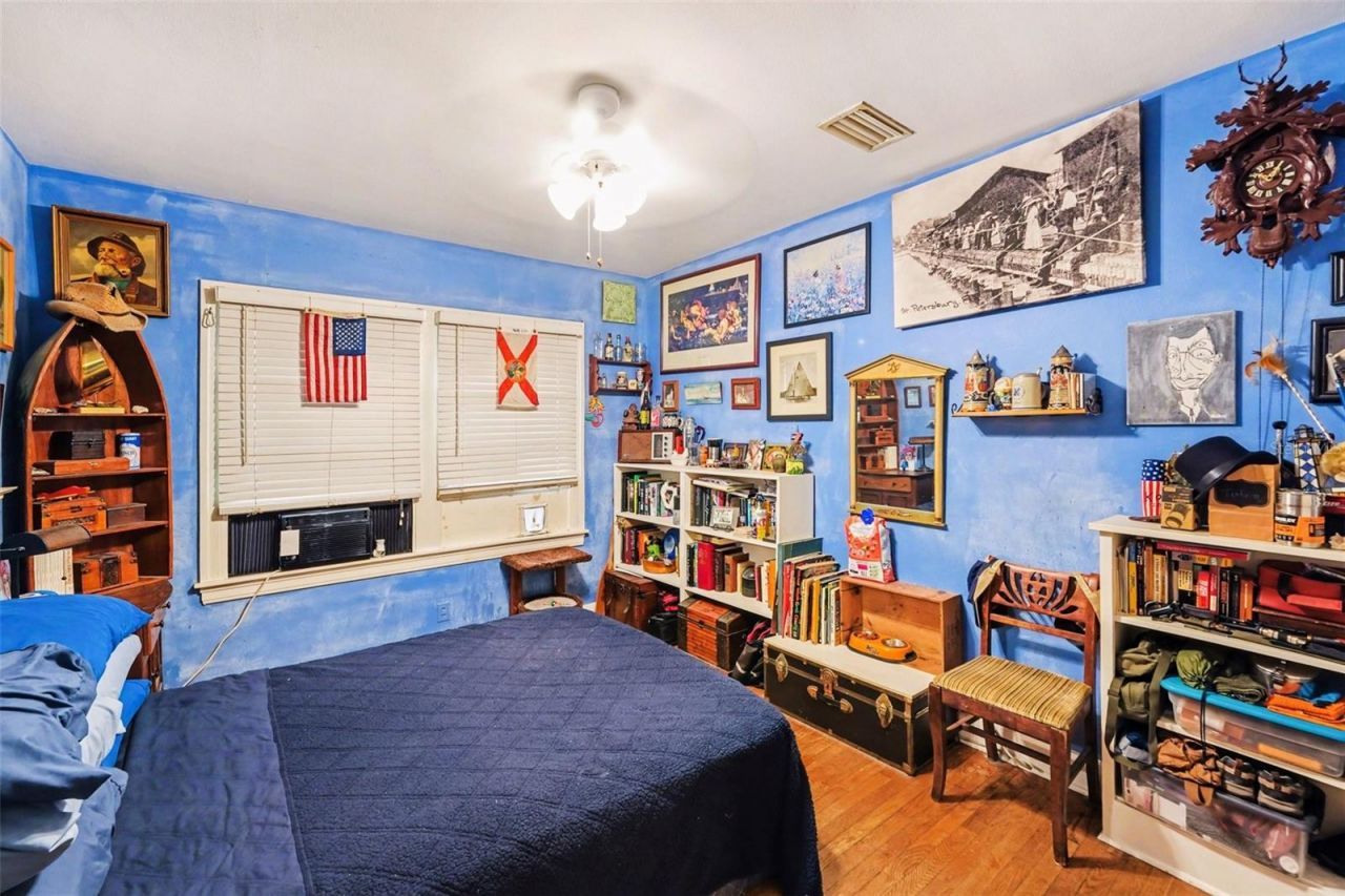 1228 15th Street N, Saint Petersburg, FL 33705 Photo