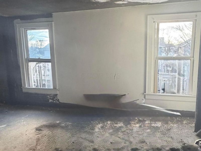 616 Larcomb Avenue , Columbus, OH 43223 Photo 8