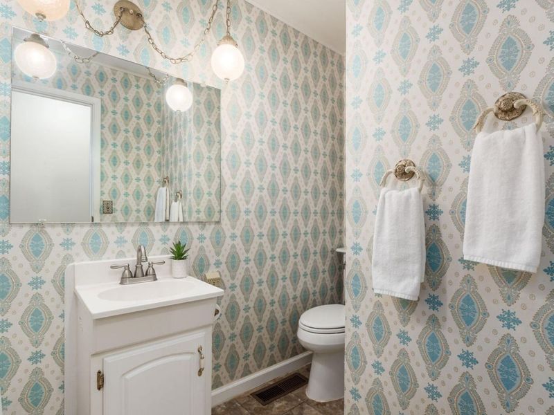 1011 Landou Way, Columbus, OH 43207 Photo 19