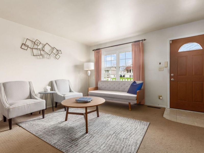 1011 Landou Way, Columbus, OH 43207 Photo 5