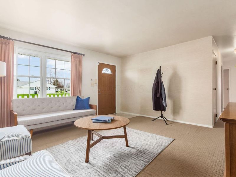 1011 Landou Way, Columbus, OH 43207 Photo 6