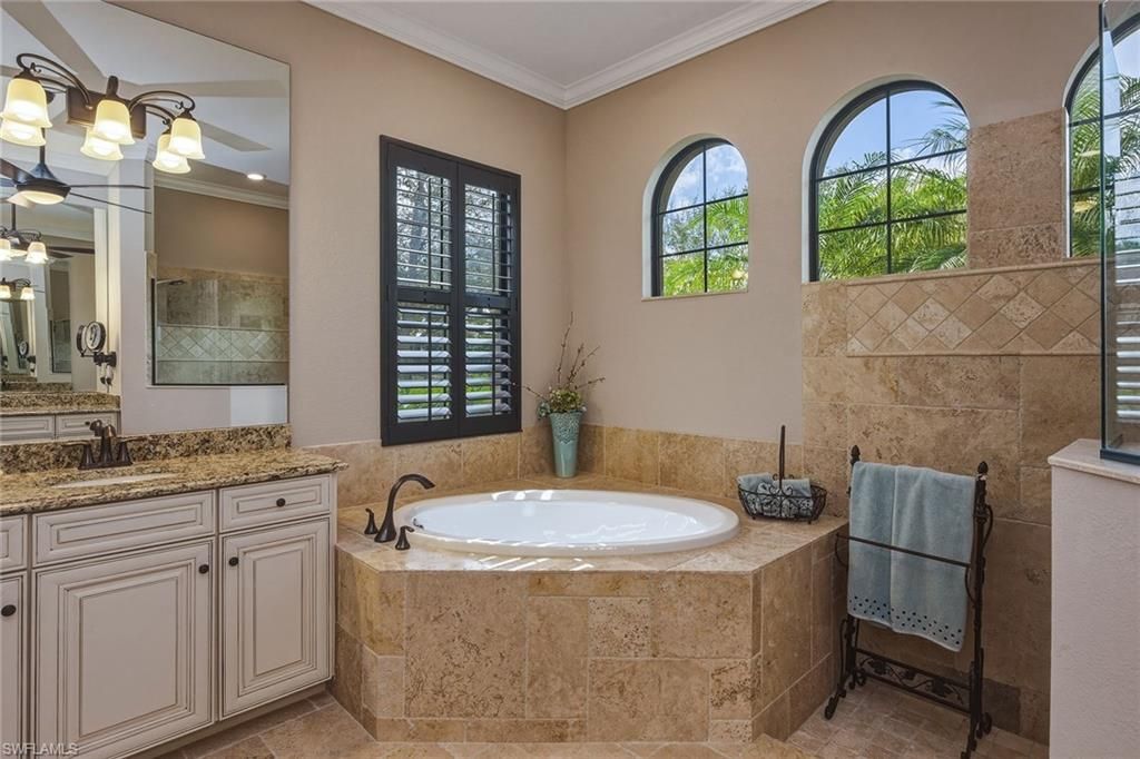 9505 Campanile Cir, Naples, FL 34114 Photo