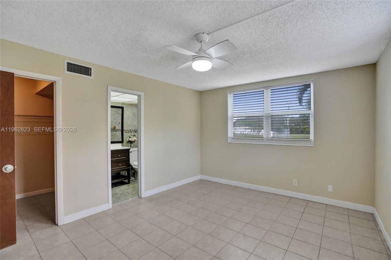 3051 NW 46th Ave , Unit 101, Lauderdale Lakes, FL 33313 Photo