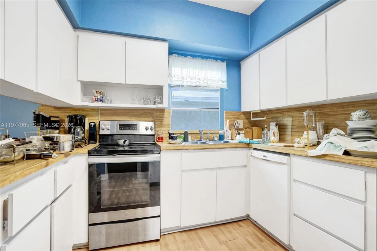 2060 Keystone Blvd , North Miami, FL 33181 Photo