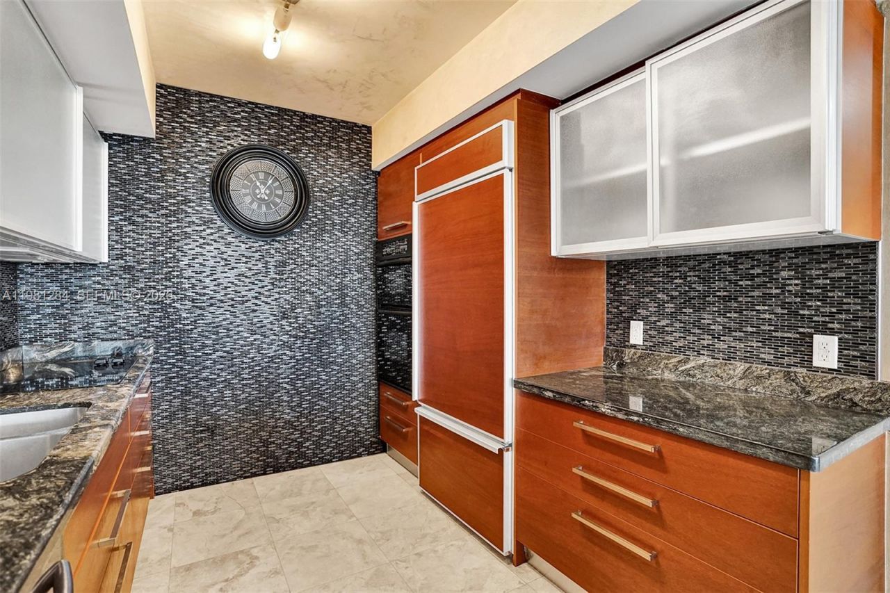 1850 S Ocean Dr, Unit 2003, Hallandale Beach, FL 33009 Photo