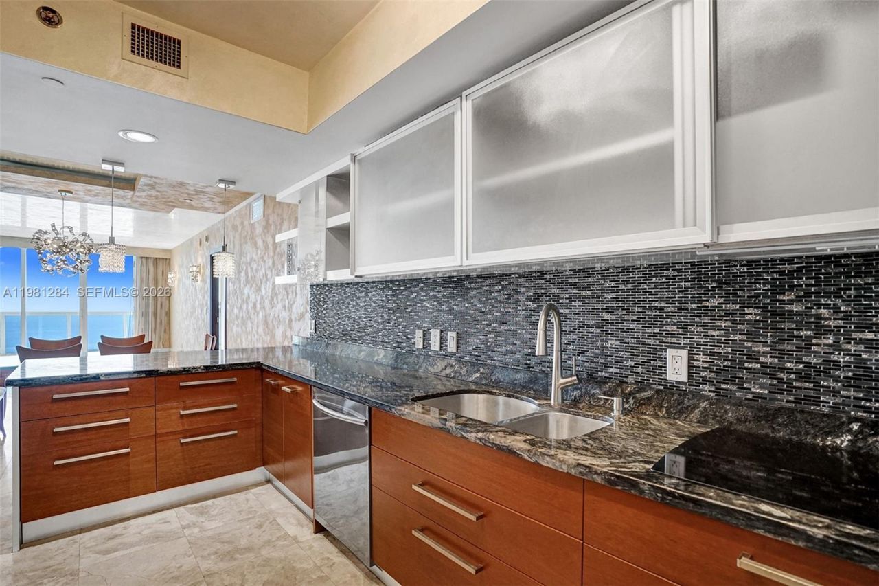 1850 S Ocean Dr, Unit 2003, Hallandale Beach, FL 33009 Photo