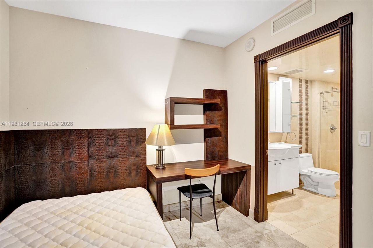 1850 S Ocean Dr, Unit 2003, Hallandale Beach, FL 33009 Photo