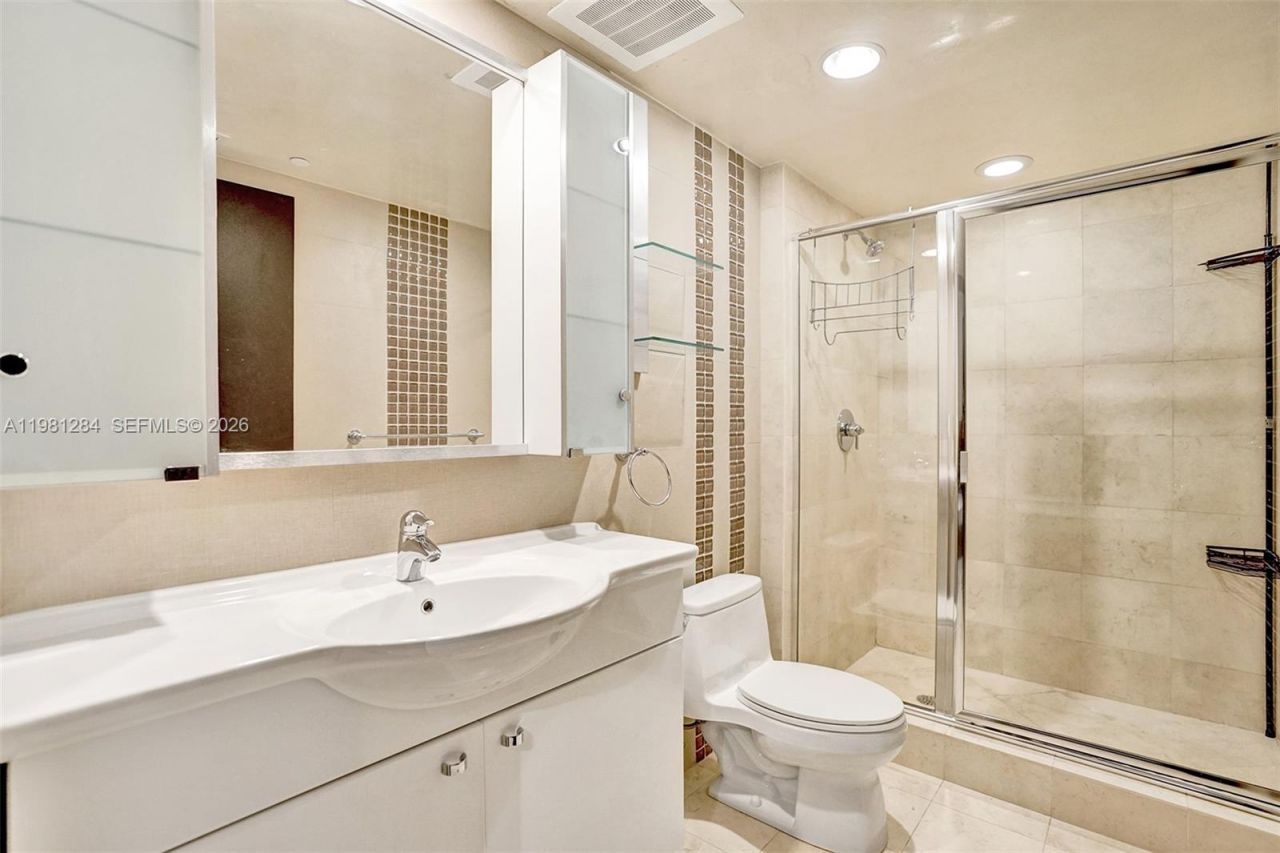 1850 S Ocean Dr, Unit 2003, Hallandale Beach, FL 33009 Photo