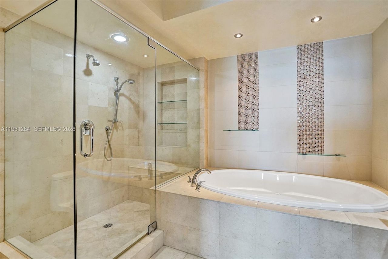 1850 S Ocean Dr, Unit 2003, Hallandale Beach, FL 33009 Photo