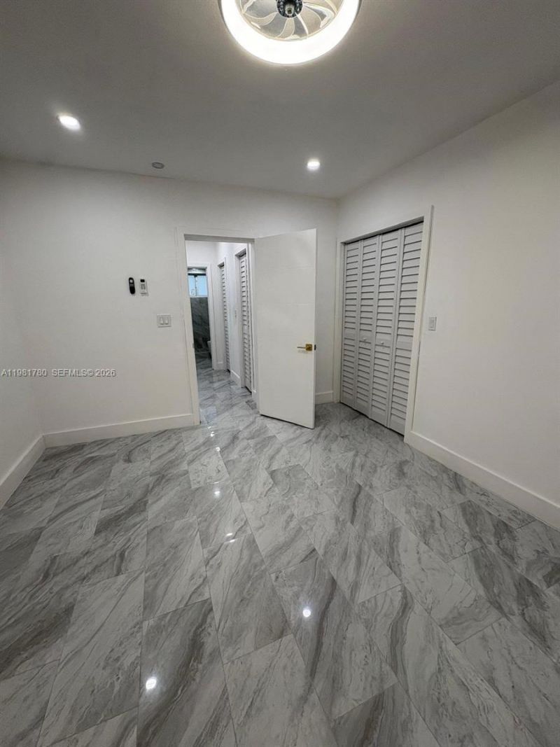 6890 Abbott Ave , Unit 3A, Miami Beach, FL 33141 Photo