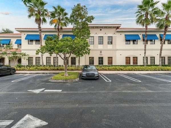 7551 Wiles Rd , Unit 203, Coral Springs, FL 33067