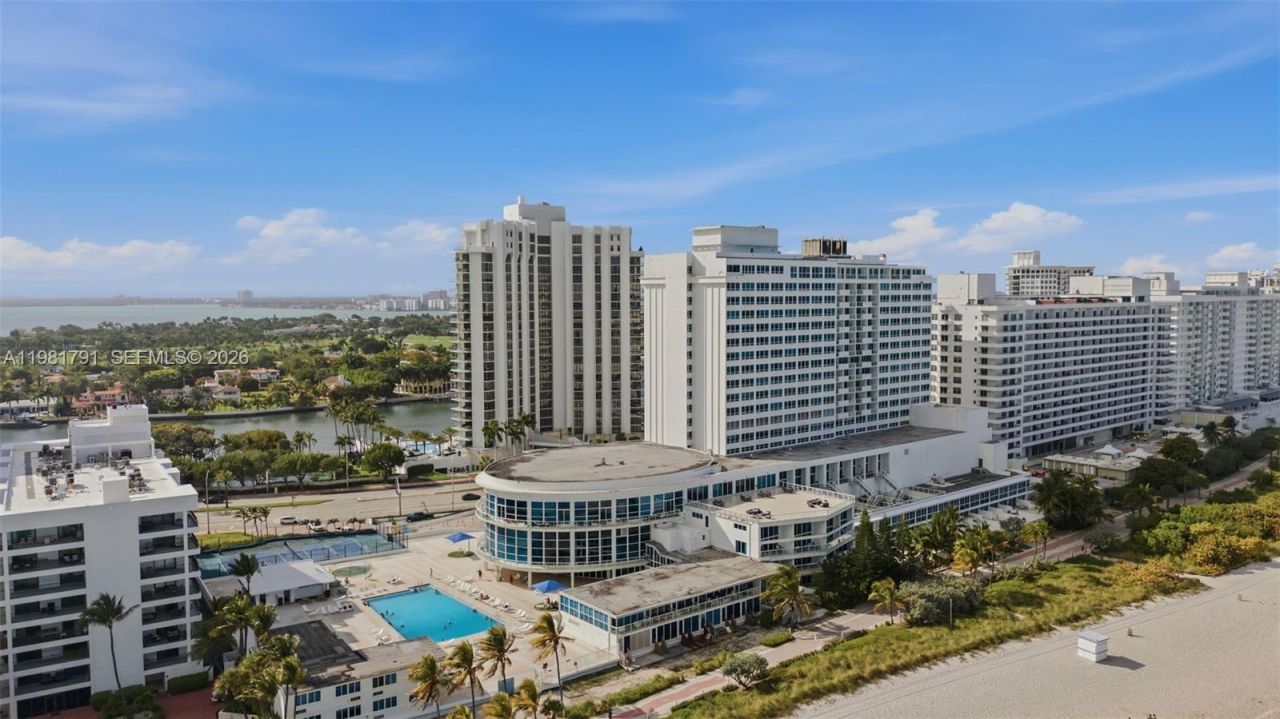 5445 Collins Ave , Miami Beach, FL 33140 Photo