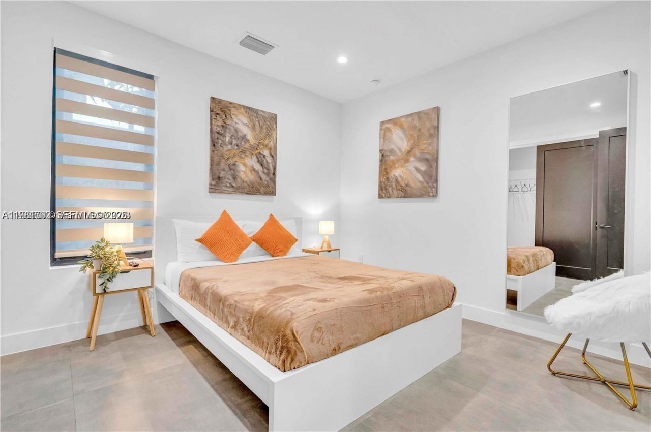 155 NW 51st St, Miami, FL 33127 Photo