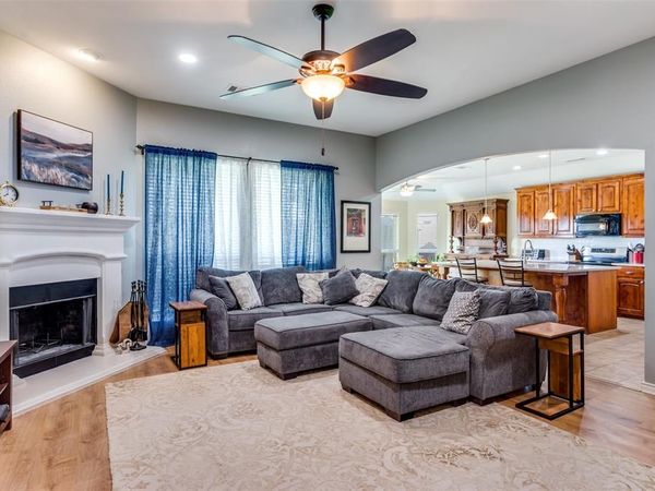 9209 Hunters Court, White Settlement, TX 76108