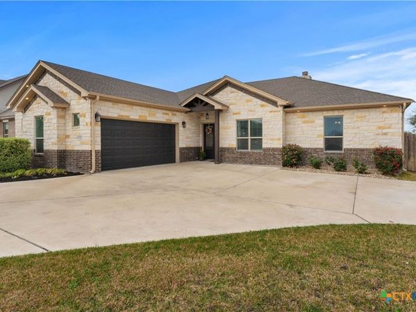 11070 La Paloma Loop E, Salado, TX 76571