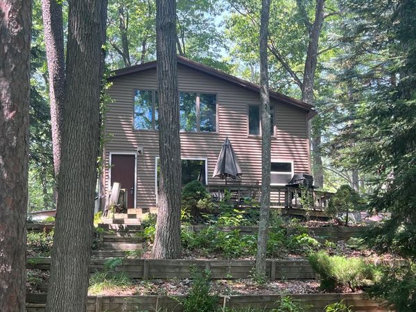 127 Laingsburg Legion Drive, Roscommon, MI 48653