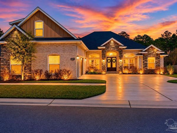 5824 Huntington Creek Blvd, Pensacola, FL 32526