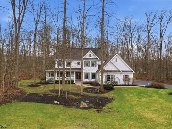 113 Champion Lane , Chagrin Falls, OH 44022