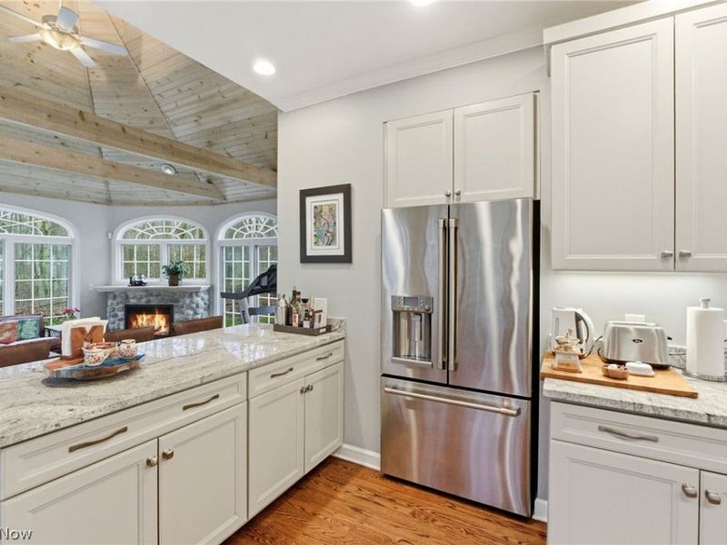 113 Champion Lane, Chagrin Falls, OH 44022 Photo 11