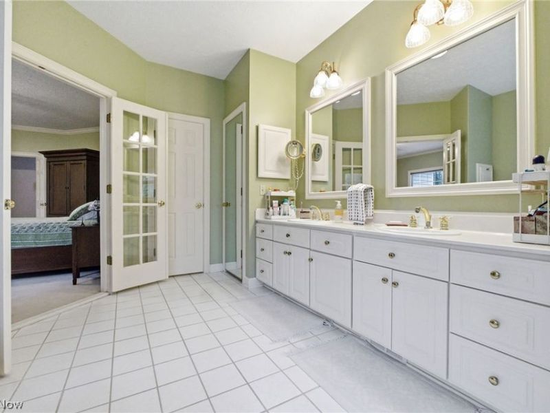 113 Champion Lane, Chagrin Falls, OH 44022 Photo 26