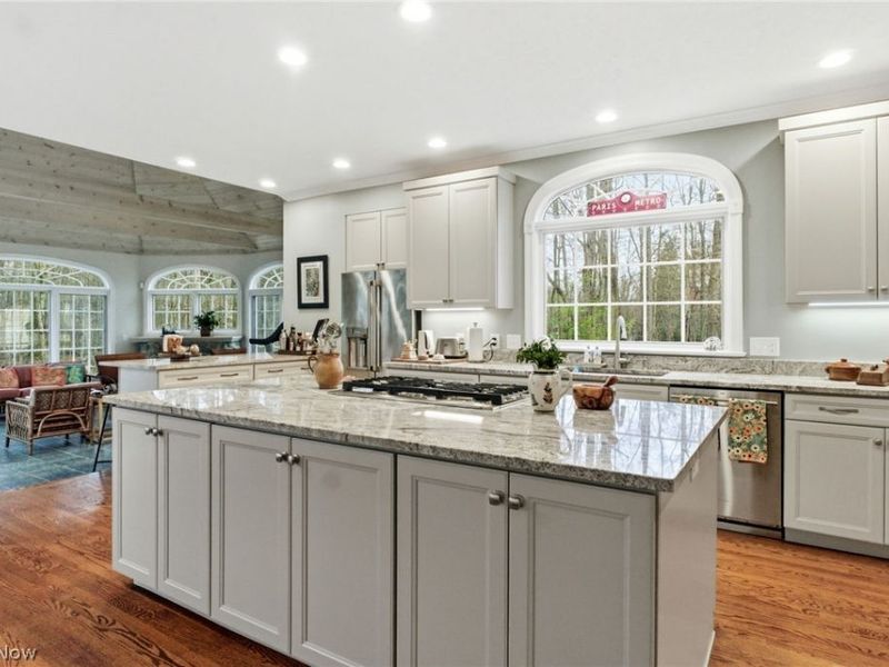 113 Champion Lane, Chagrin Falls, OH 44022 Photo 8