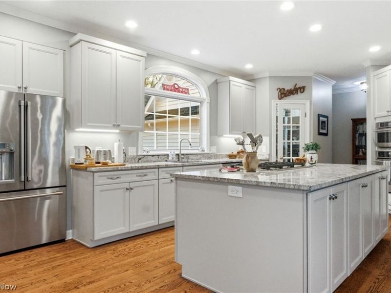 113 Champion Lane, Chagrin Falls, OH 44022 Photo 9