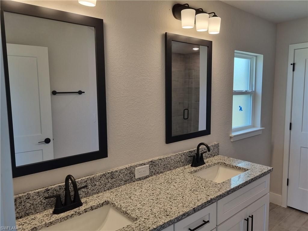 4354 NW 34th Ave, Cape Coral, FL 33993 Photo
